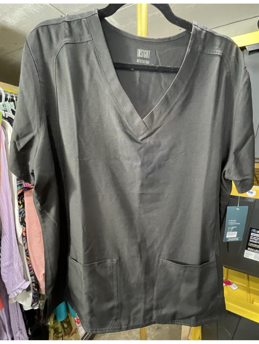 Insight Medcouture Women's Scrub Top XL Black V-Neck Medical Uniform NWT